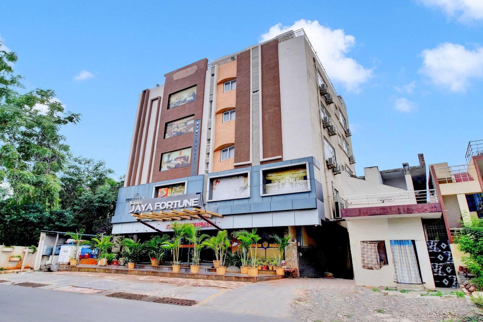 Hotel O Jaya Fortune Guntūr Exterior foto